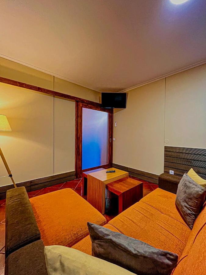 Casinha Dos Cubos Vakantiehuis Geres